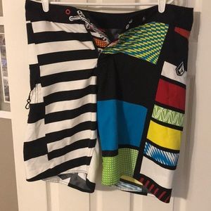 Volcom boardshorts multicolored